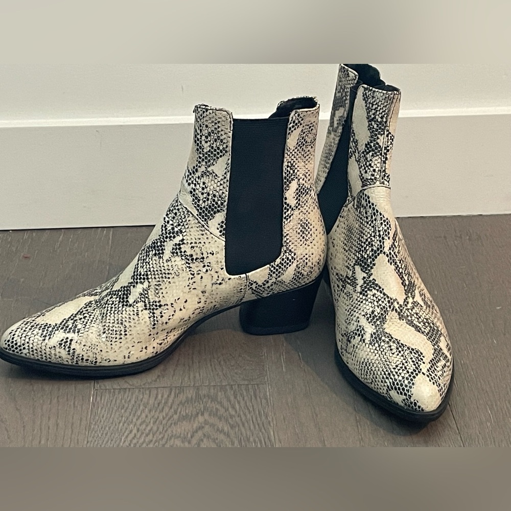 Vagabond Python Embossed Leather Ankle Boots